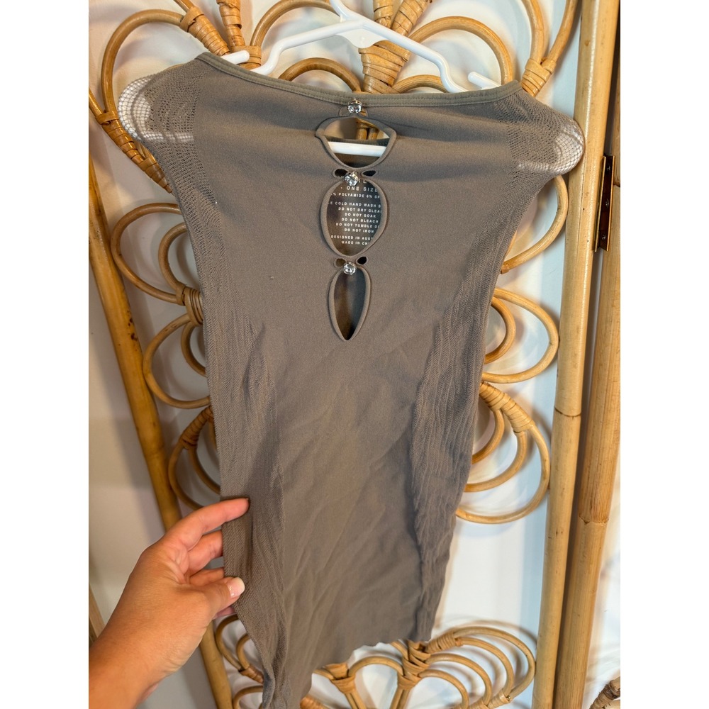 WHITE FOX‎ One Size Taupe Keyhole Cutout Knit Top